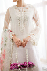 RIDA FLORAL WHITE